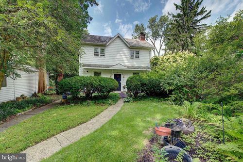 37 E Mermaid Ln, PHILADELPHIA, PA, 19118-3548 | Card Image