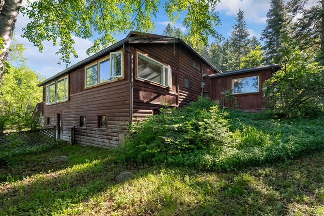 24194 Mt Highway 35, House other with 3 bedrooms, 2 bathrooms and null parking in Bigfork MT | Image 33