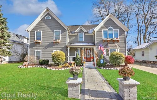 323 River St, Northville, MI, 48167-1631 | Card Image