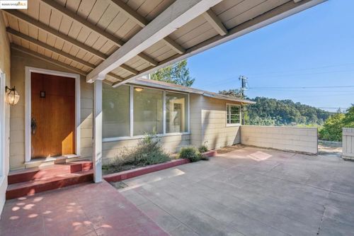 119 Villanova Dr, Oakland, CA, 94611-1108 | Card Image