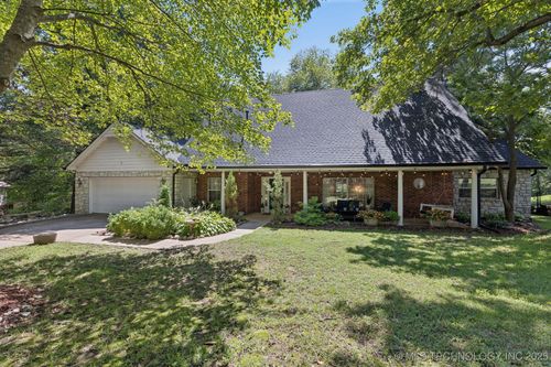 615 Winston Cir, Broken Arrow, OK, 74011-7271 | Card Image