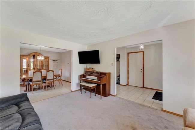 182 Solomon Cres, House other with 4 bedrooms, 3 bathrooms and 5 parking in Hamilton ON | Image 7