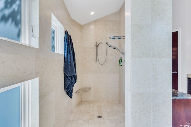 Primary bath | Image 34