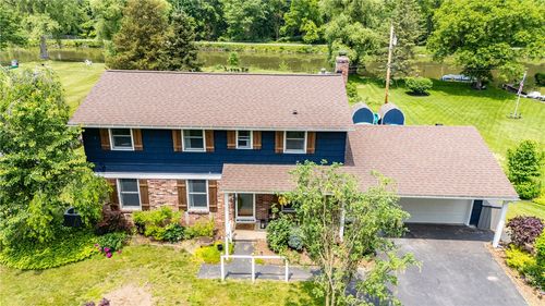 60 Old Post Rd, Fairport, NY, 14450-2923 | Card Image