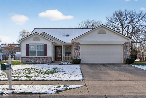 7141 Fields Way, Indianapolis, IN, 46239-7751 | Card Image