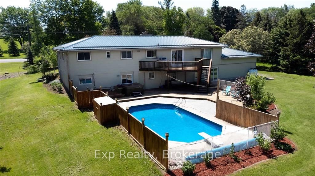 Residential in Prince Edward County 2