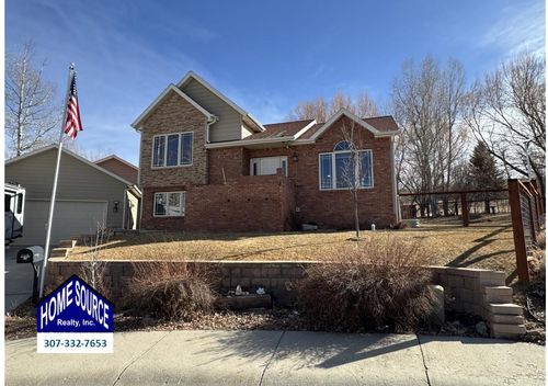 2 Dale Dr, Lander, WY, 82520-3958 | Card Image