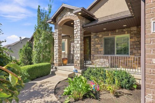 1385 Compton Rd, Farmington, UT, 84025-3814 | Card Image