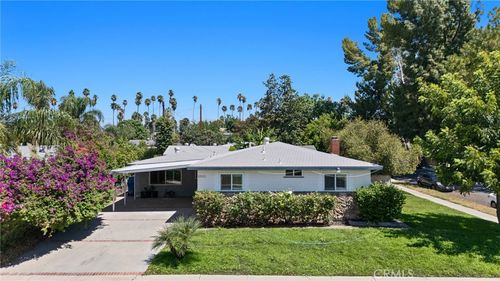 20353 Gault St, Winnetka, CA, 91306-3422 | Card Image