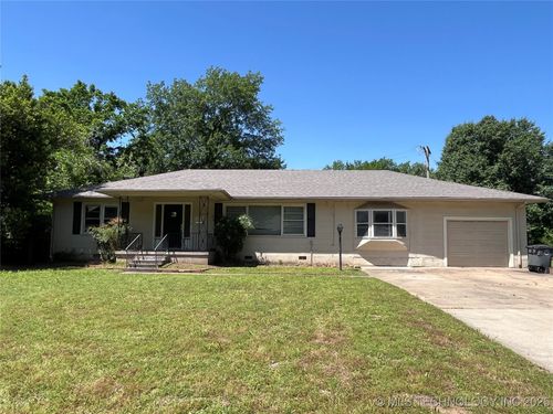1506 46th Pl, Tulsa, OK, 74105-4802 | Card Image