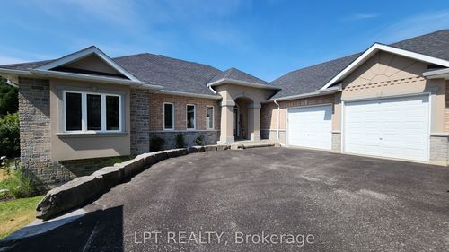 18 Eder Trail, Minesing, ON, L9X0G8 | Card Image