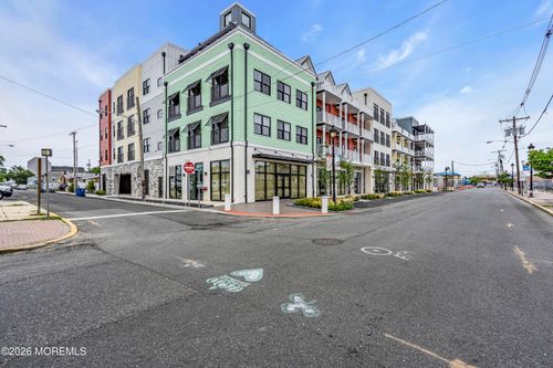 201-19 Carr Ave, Keansburg, NJ, 07734-1055 | Card Image