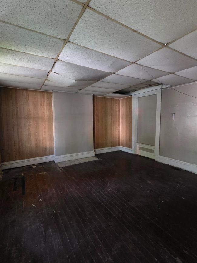 407 W Main St, Home with 0 bedrooms, 0 bathrooms and null parking in Vevay IN | Image 13
