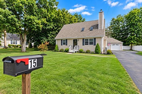 15 Crossman Ave, Attleboro, MA, 02703-1803 | Card Image