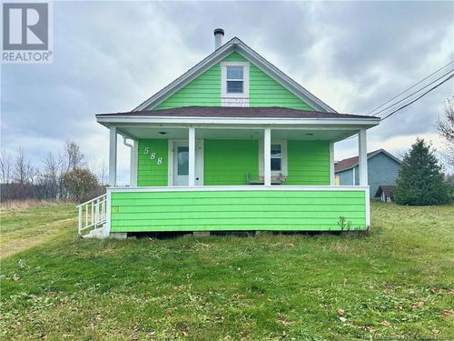 588 Rue Ste-Anne, Caraquet, NB, E1W1A2 | Card Image