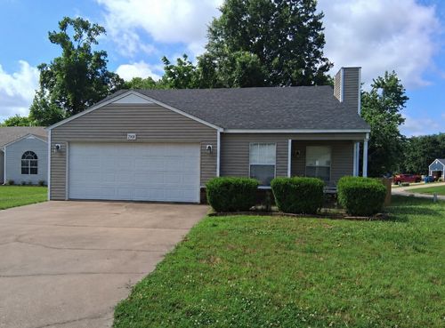 2908 Ne 16th St, Bentonville, AR, 72712-3789 | Card Image