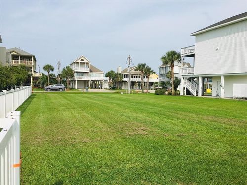 4118 Silver Reef, Galveston, TX, 77554 | Card Image