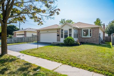 155 Rose St, House other with 3 bedrooms, 2 bathrooms and 4 parking in Barrie ON | Image 1