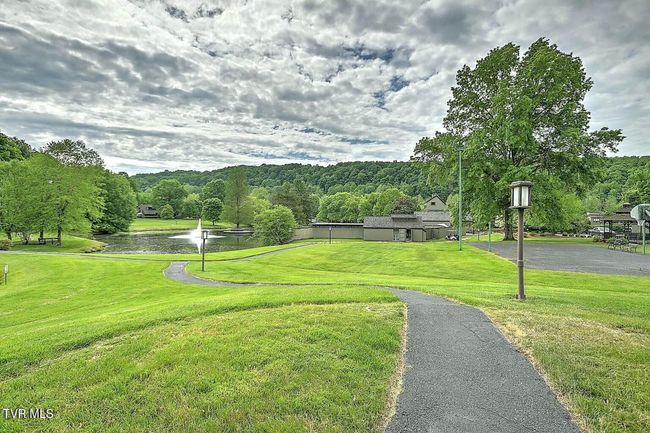 55 Grove Hill Rd, House other with 3 bedrooms, 4 bathrooms and null parking in Kingsport TN | Image 90