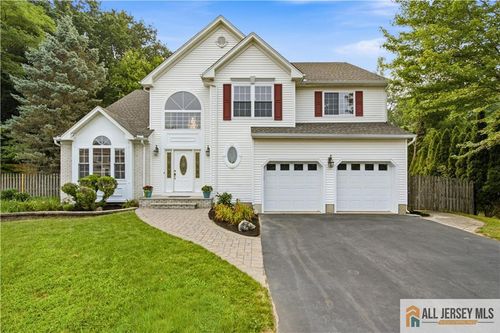 2 Continental Ct, South River, NJ, 08882-2587 | Card Image