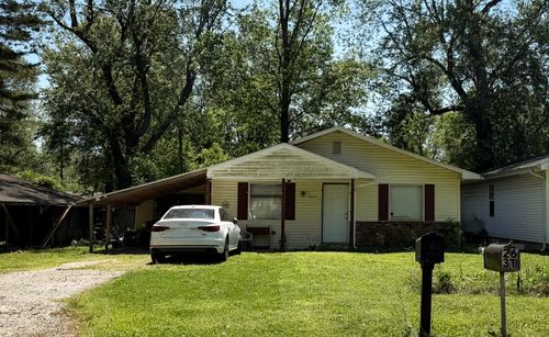 2634 W Madison St, Springfield, MO, 65802-5057 | Card Image