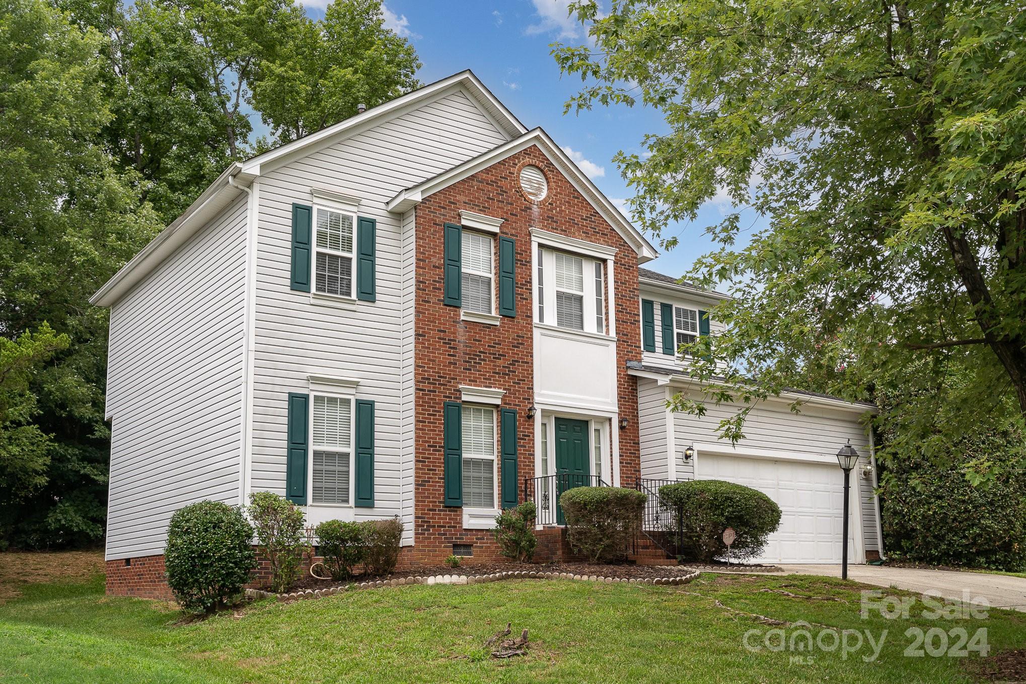 Annandale Dr, Charlotte, NC 28269