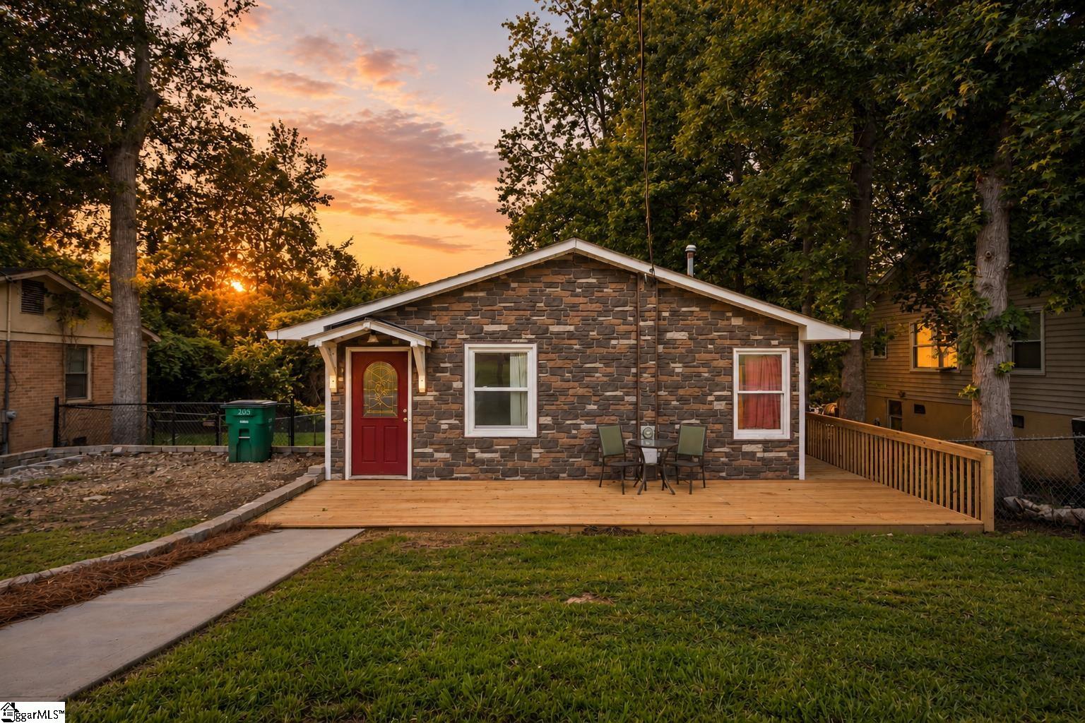 Residential in Clinton