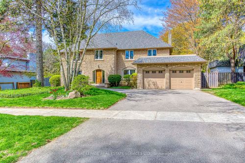 1463 Albion Ave, Oakville, ON, L6J5T3 | Card Image
