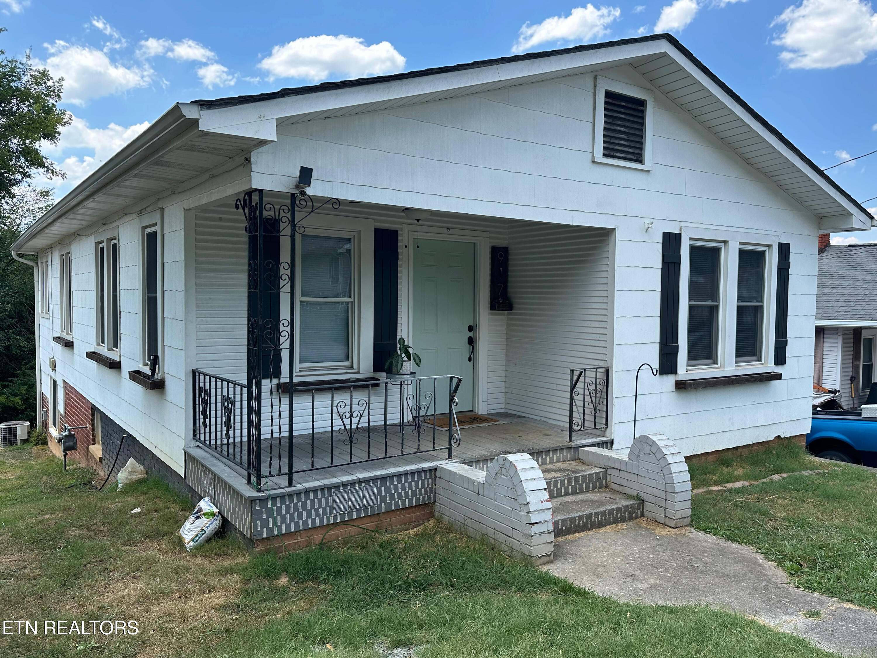 Cherokee St, Maryville, TN 37804