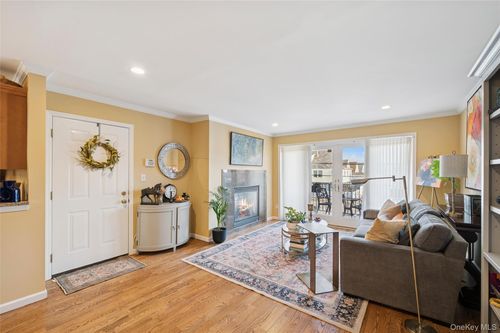 157 Monroe Blvd, Long Beach, NY, 11561-3627 | Card Image