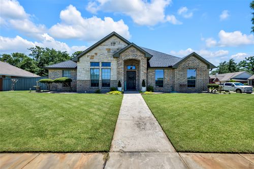 1021 Karen St, Aubrey, TX, 76227-6223 | Card Image