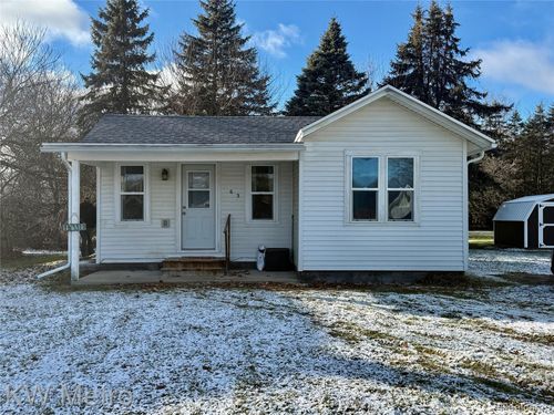 563 N Ovid St, Elsie, MI, 48831-9622 | Card Image