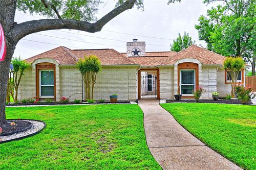 9102 Tepee Trl, Houston, TX, 77064-7060 | Card Image