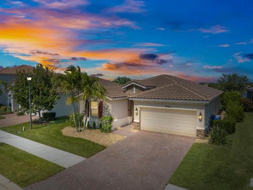 1786 Berkshire Cir Sw, Vero Beach, FL, 32968-6715 | Card Image