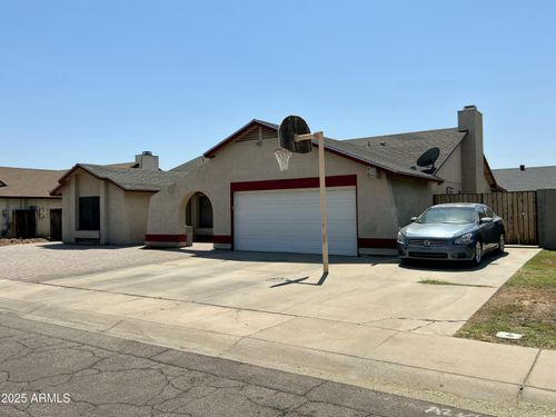 8007 W Tuckey Ln, Glendale, AZ, 85303-3311 | Card Image