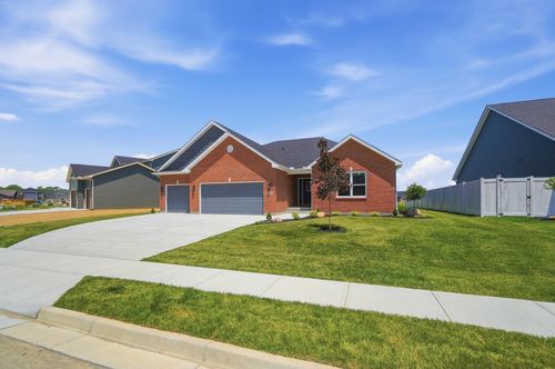 2761 Executive Dr, Troy, OH, 45373-7634 | Card Image