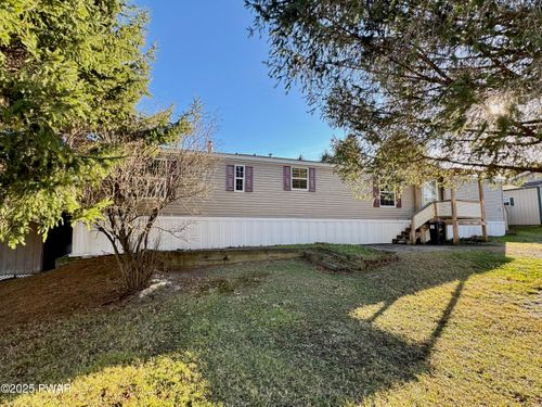 6 Park St, Honesdale, PA, 18431-7650 | Card Image