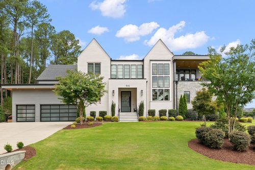 1640 Estate Valley Ln, Raleigh, NC, 27613-8610 | Card Image