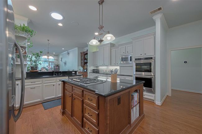 32802 Crestlake Blvd, House other with 4 bedrooms, 4 bathrooms and 3 parking in Magnolia TX | Image 28