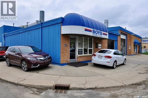 2024 St George Ave, Saskatoon, SK, S7M0K5 | Card Image
