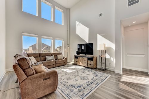 2121 Prairie Oaks Dr, Georgetown, TX, 78628-2545 | Card Image
