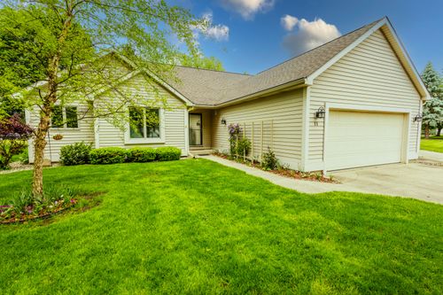 11 Oakdale Ln, Coldwater, MI, 49036-1200 | Card Image