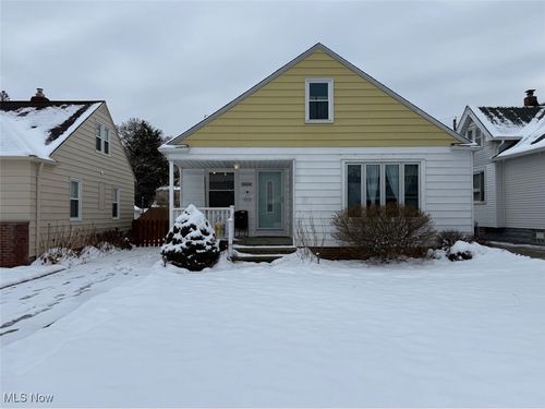 11604 Bradwell Rd, Garfield Heights, OH, 44125-3510 | Card Image