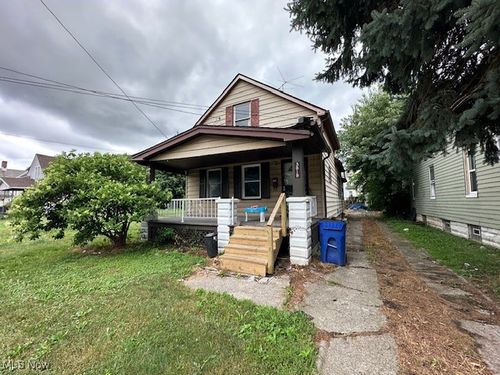 3819 E 54th St, Cleveland, OH, 44105-3354 | Card Image