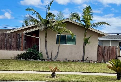 8642 Joyzelle Ave, Garden Grove, CA, 92841-1549 | Card Image