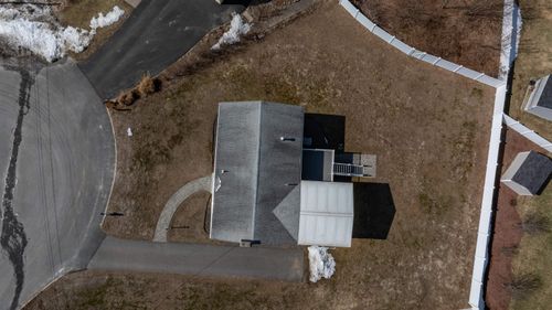 3 Appaloosa Pl, Nashua, NH, 03062-3223 | Card Image