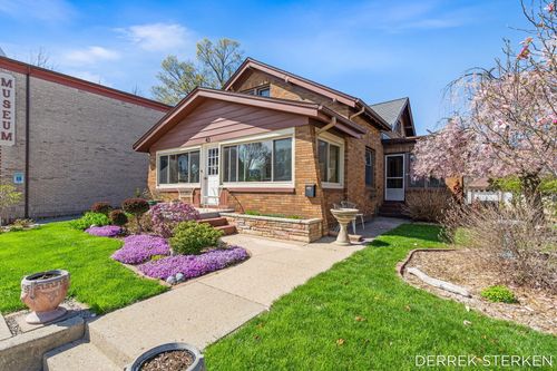 43 E Main Avenue, Zeeland, MI, 49464 | Card Image