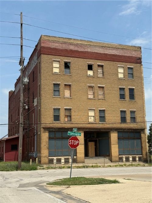 300 E Cerro Gordo St, Decatur, IL, 62523-1029 | Card Image