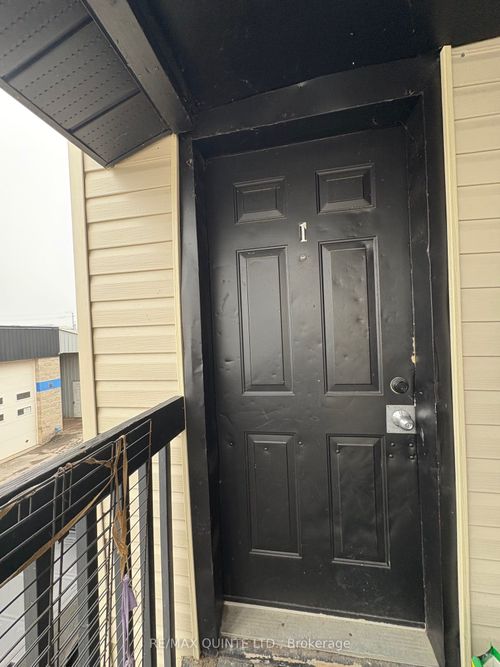 1-284 Front St, Trenton, ON, K8V4P3 | Card Image