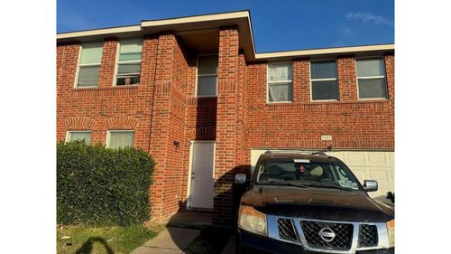 9213 Old Clydesdale Dr, Fort Worth, TX, 76123-3551 | Card Image